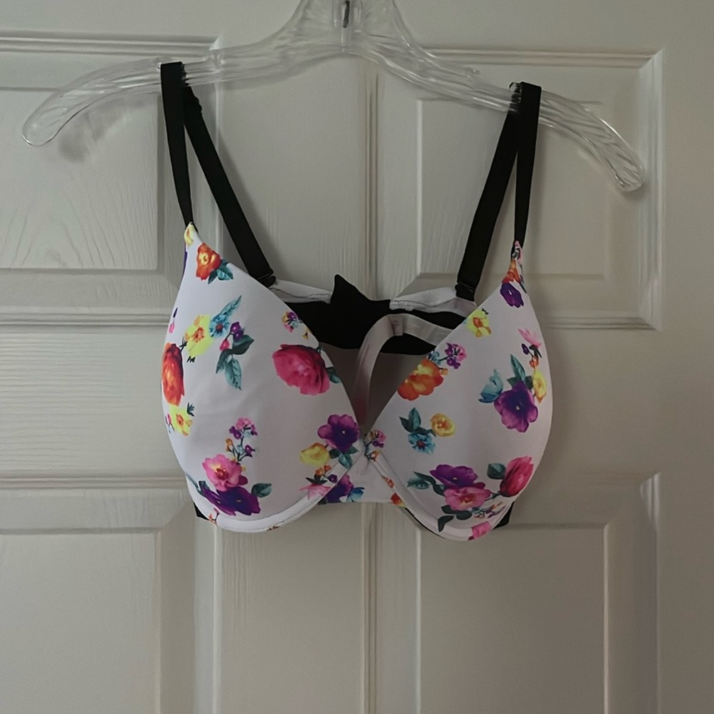 PINK🌸by Victoria secret push up bra